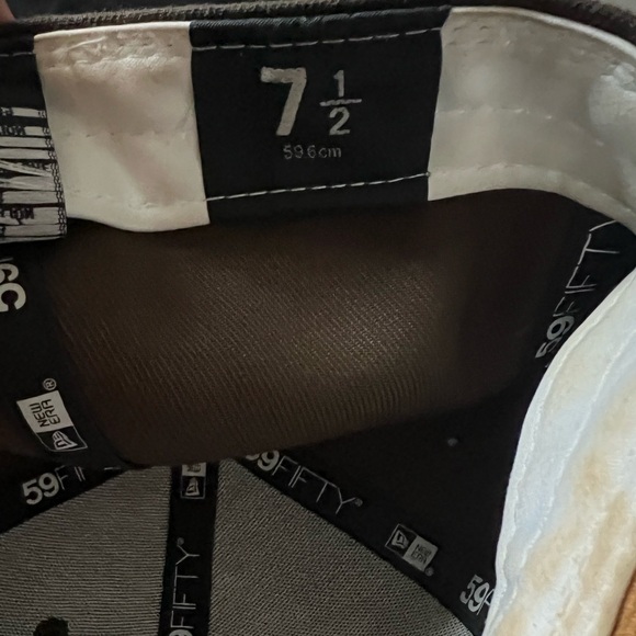 New & Never worn fitteds - Picture 3 of 4